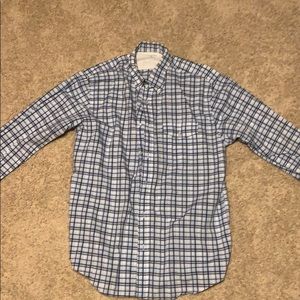 Light blue, white, and a darker blue dress shirt